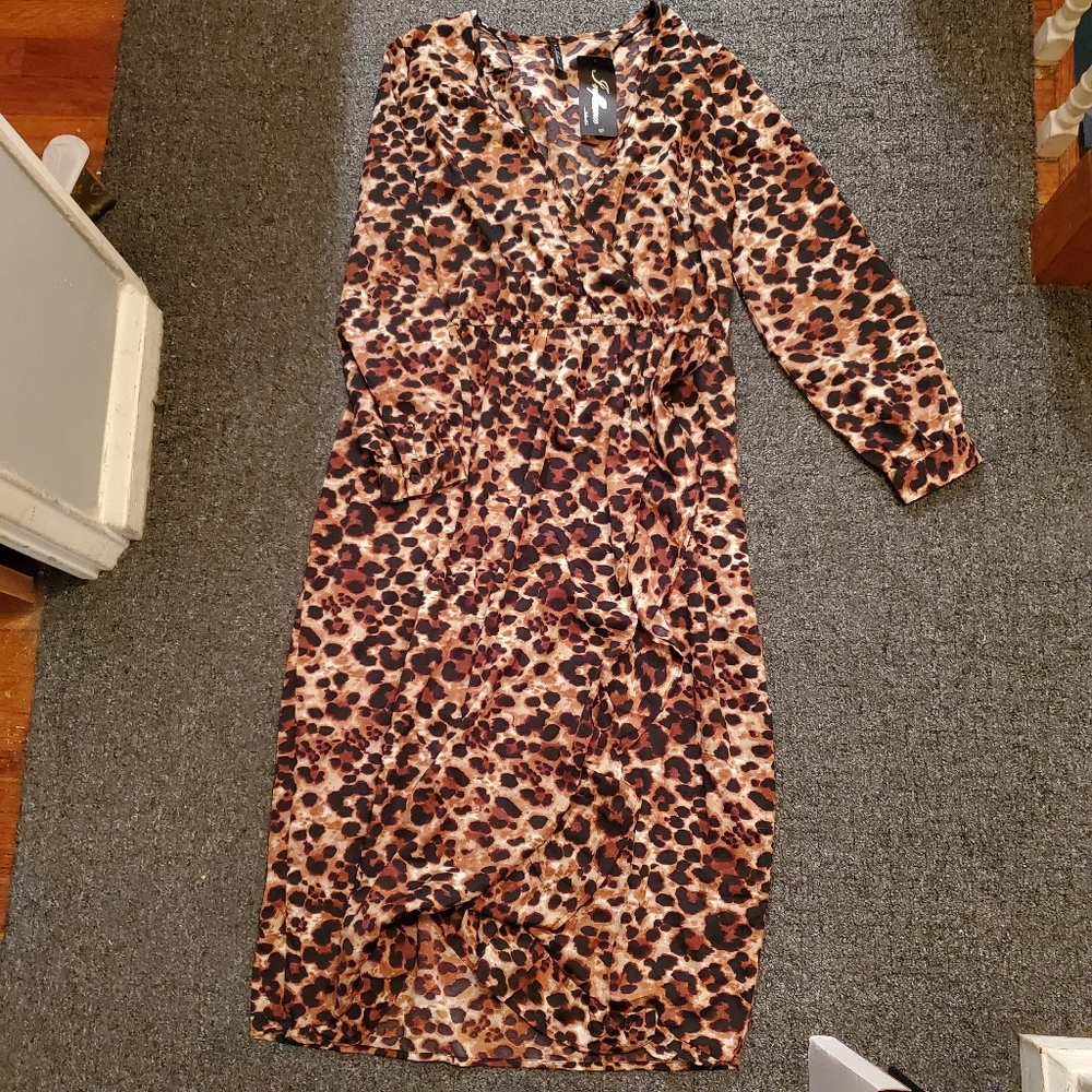 NWT Plus-sized US 14 Leopard Print Ruffle Midi